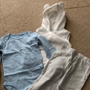 Carters infant girl 3 piece set